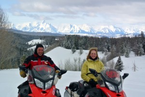 Yellowstone Snowmobile Day Tours