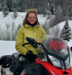 yellowstone snowmobile tours from jackson hole