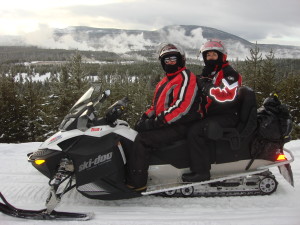 snowmobile-yellowstone-pirctures-2013