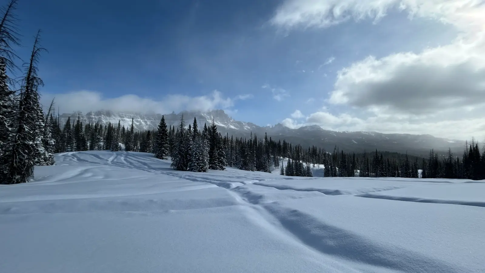 Continental Divide snowmobile tour