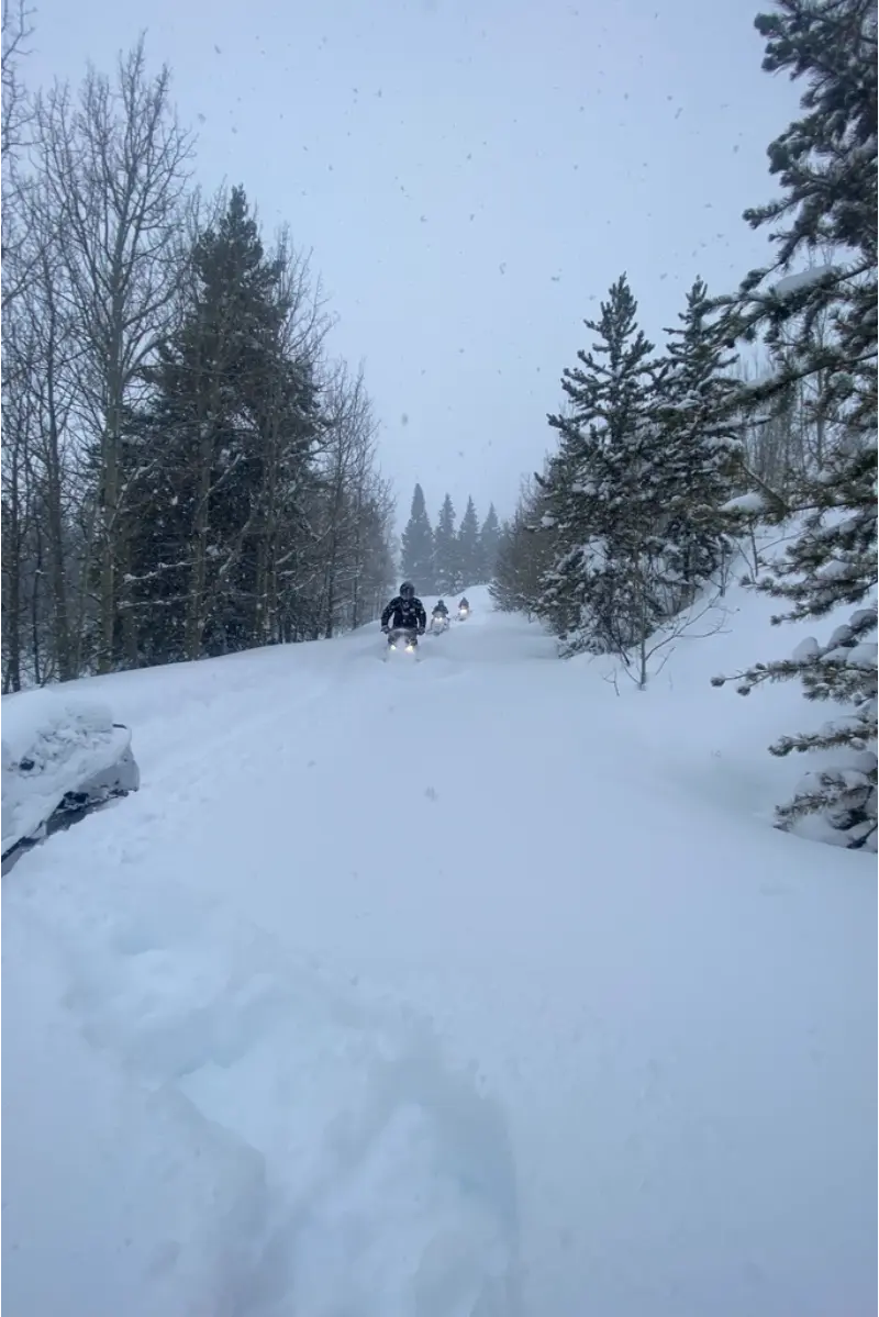 Continental Divide snowmobile tour